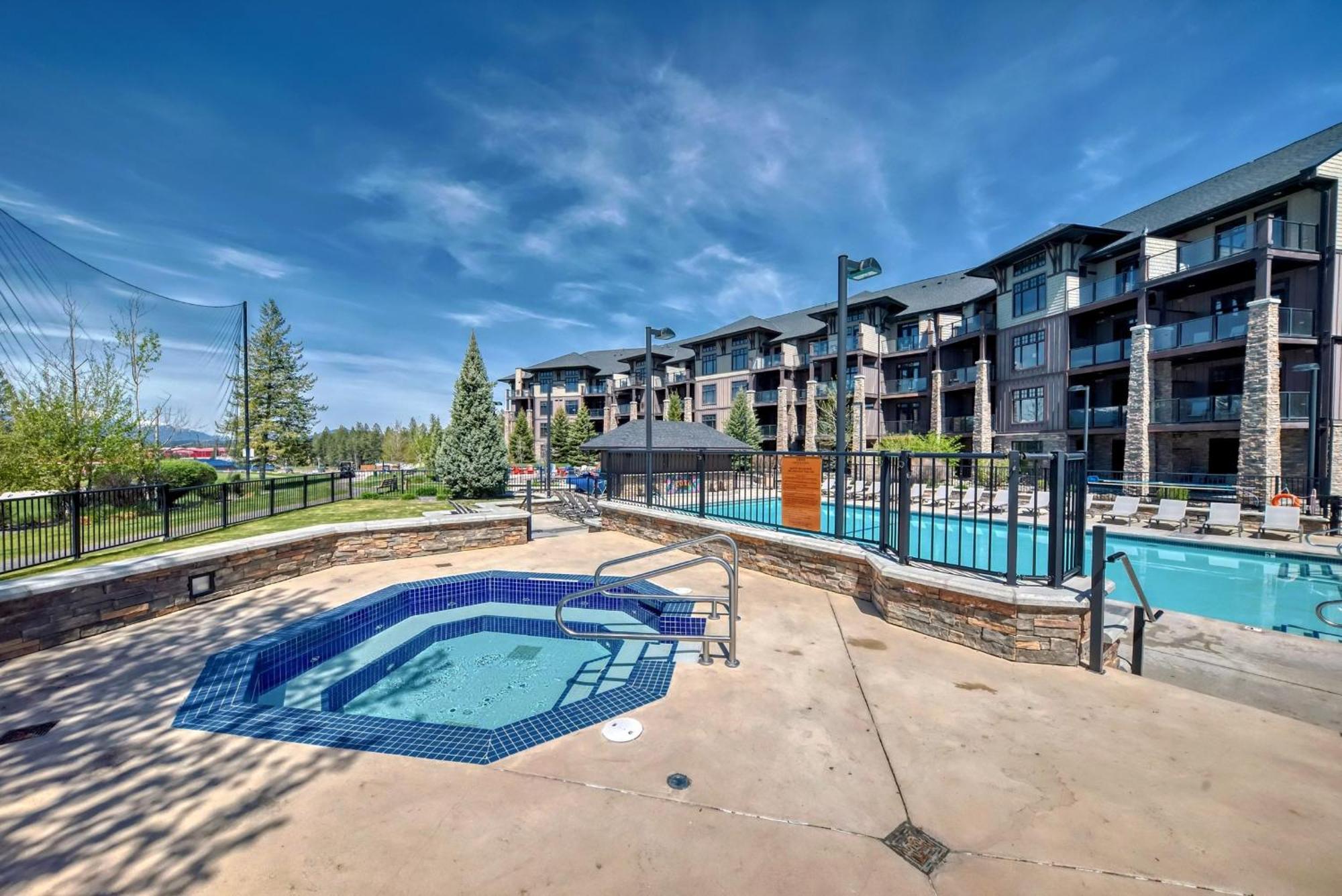 Copper Point Resort Invermere Exterior photo
